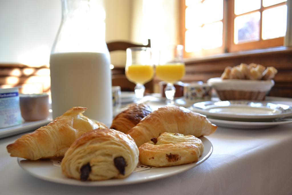 L'Auberge Des Sources Druyes-les-Belles-Fontaines Ngoại thất bức ảnh