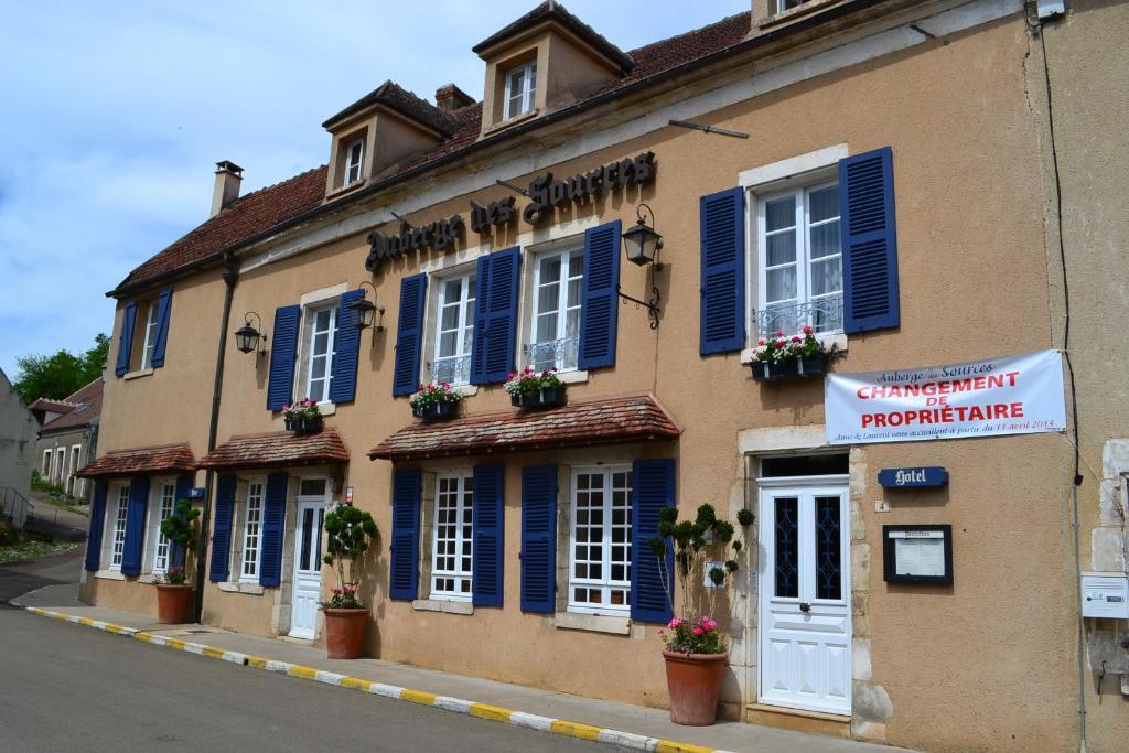 L'Auberge Des Sources Druyes-les-Belles-Fontaines Ngoại thất bức ảnh