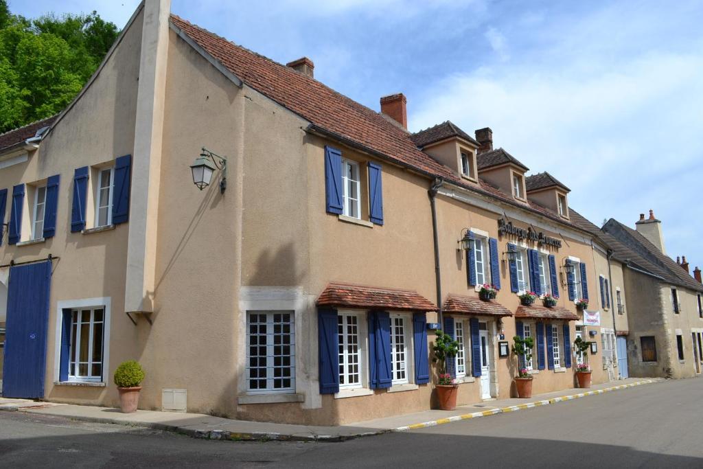 L'Auberge Des Sources Druyes-les-Belles-Fontaines Ngoại thất bức ảnh